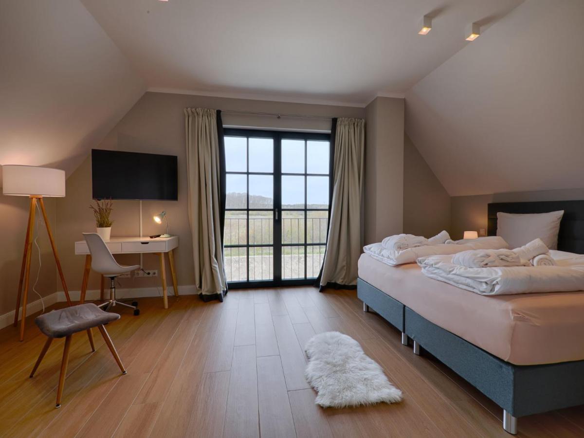 Reetland Am Meer - Premium Reetdachvilla Mit 3 Schlafzimmern, Sauna Und Kamin F27 德兰斯克 外观 照片