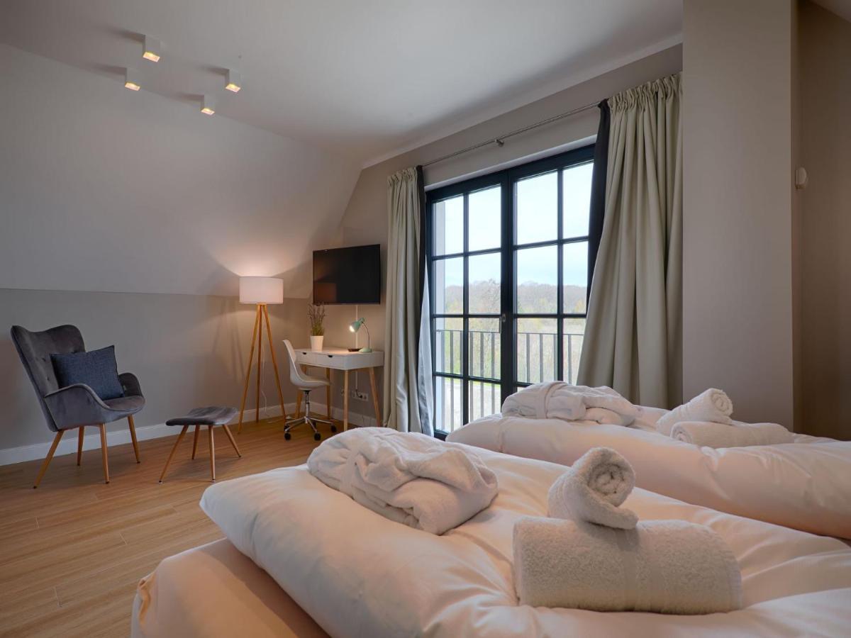 Reetland Am Meer - Premium Reetdachvilla Mit 3 Schlafzimmern, Sauna Und Kamin F27 德兰斯克 外观 照片